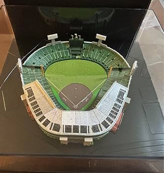 Amazon.co.jp: 甲子園球場ジオラマ模型 阪神タイガース 年間予約席